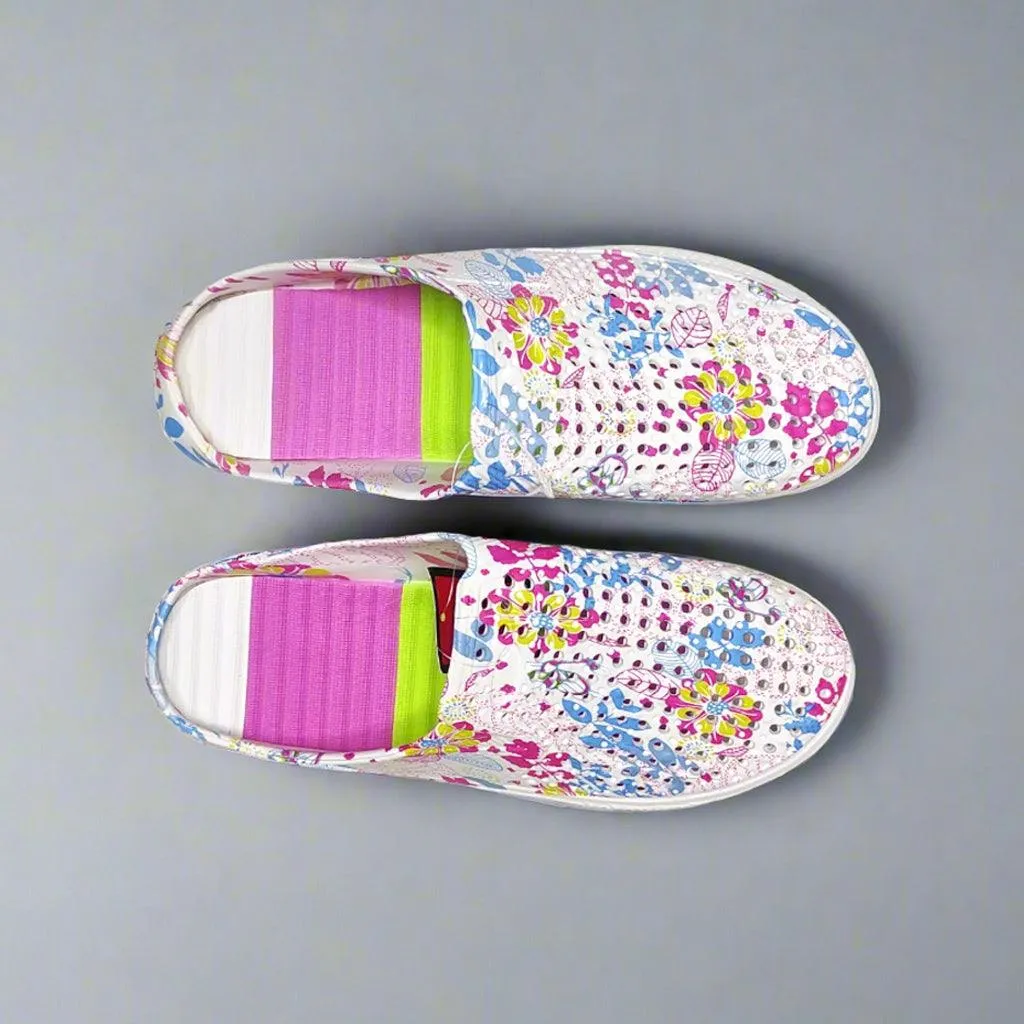 Fly Bird Comfortable Clogs Anti-Slip Fashion Slippers